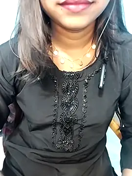 cute mahi07 online show from November 2025 06:51:01 PM