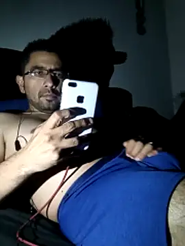 Leocuma82 online show from November 2025 03:18:02 AM