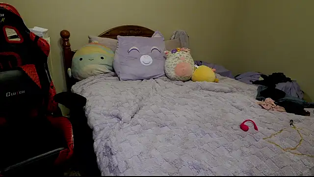 sugasunny04 online show from March 2026 08:49:01 PM