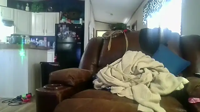 4blueeyes online show from December 2025 06:56:02 PM