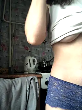 Snapshot of AnitaTenchi1 chatting on November 2025 06:57:01 AM AnitaTenchi1 online show from November 2025 06:57:01 AM