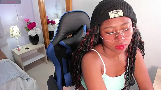 violeta ruizz online show from February 2026 12:00:01 PM