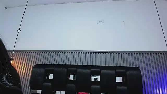 NhoanBrunette online show from November 2025 01:56:02 PM