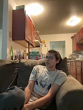 alexismar28 online show from October 2025 03:51:01 PM