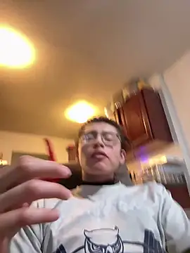 alexismar28 online show from February 2026 10:41:01 PM