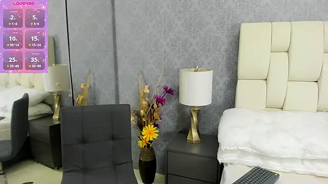 Luna Bella3 online show from October 2025 11:11:02 AM