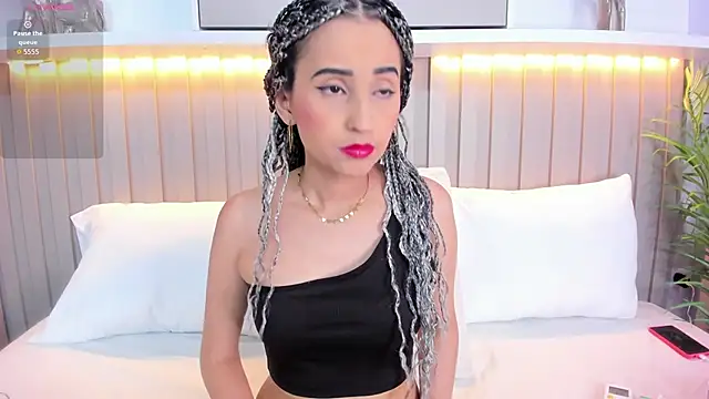 Snapshot of violett_rabbit_ chatting on November 2025 08:21:01 PM violett rabbit online show from November 2025 08:21:01 PM