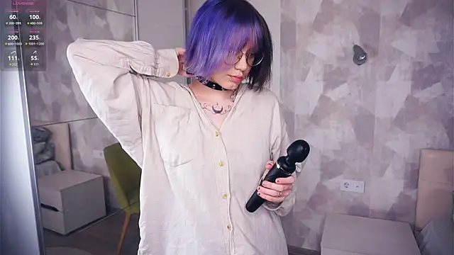 KellePourier online show from November 2025 07:25:02 PM