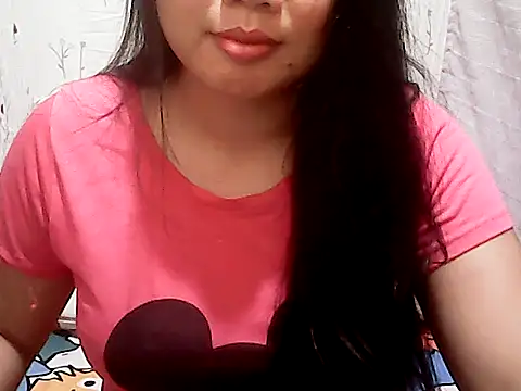 Snapshot of MahusaynaPiinay chatting on May 2026 11:24:01 PM MahusaynaPiinay online show from May 2026 11:24:01 PM