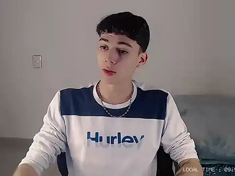 Snapshot of Sett_01 chatting on November 2025 02:55:02 AM Sett 01 online show from November 2025 02:55:02 AM