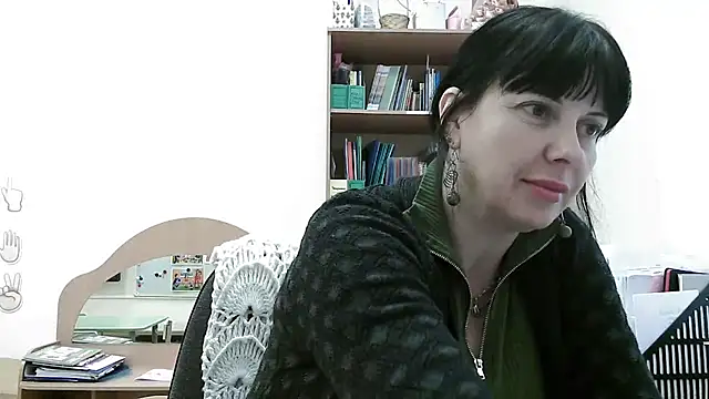 Snapshot of Viknika chatting on November 2025 10:40:02 AM Viknika online show from November 2025 10:40:02 AM