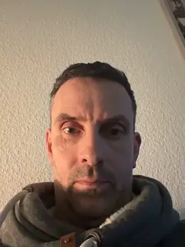 Stefan8254 online show from February 2026 07:01:02 PM