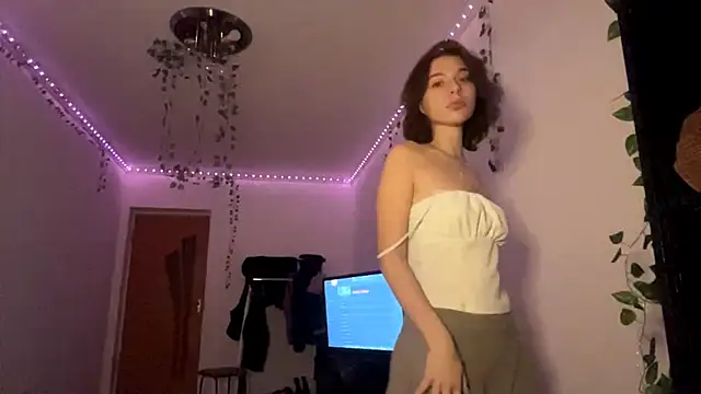 LilithFlamey online show from November 2025 04:23:01 PM