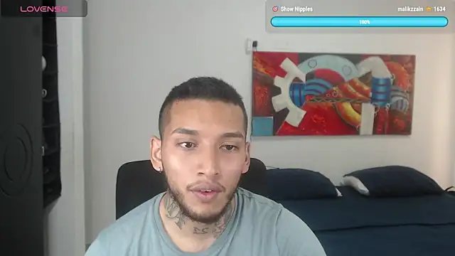 Snapshot of LucaVanden chatting on November 2025 01:32:01 PM LucaVanden online show from November 2025 01:32:01 PM