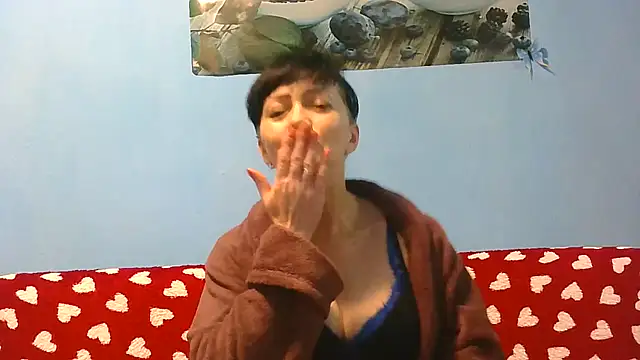 Snapshot of IffetLove42 chatting on June 2026 08:52:01 AM IffetLove42 online show from June 2026 08:52:01 AM
