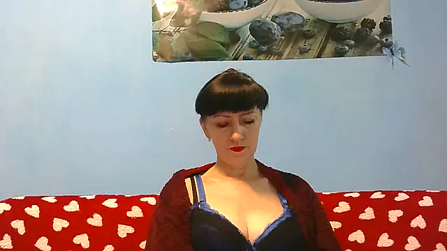 Snapshot of IffetLove42 chatting on June 2026 09:41:02 AM IffetLove42 online show from June 2026 09:41:02 AM