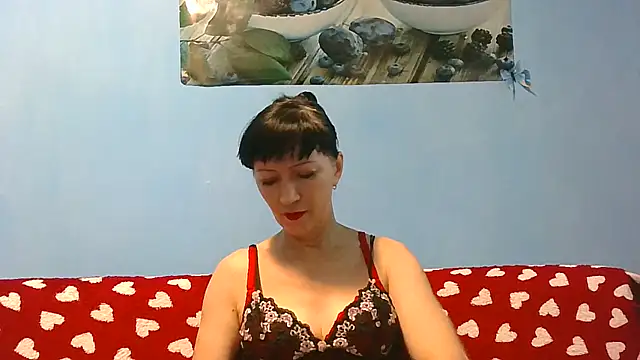 Snapshot of IffetLove42 chatting on June 2026 08:45:02 AM IffetLove42 online show from June 2026 08:45:02 AM