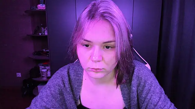 sophia lix online show from November 2025 06:41:01 PM