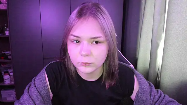 sophia lix online show from December 2025 06:21:02 AM