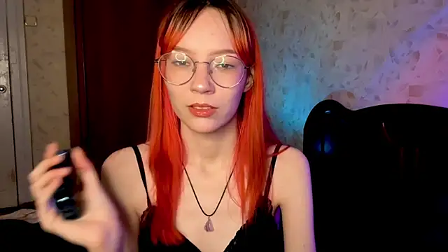 Snapshot of Midnight_Secret chatting on October 2025 05:25:02 PM Midnight Secret online show from October 2025 05:25:02 PM