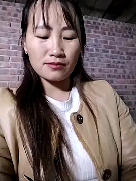 emini-xx online show from November 2025 09:00:02 AM