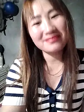 emini-xx online show from March 2026 02:18:01 PM