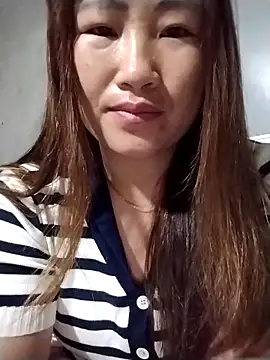 emini-xx online show from April 2026 10:45:02 PM