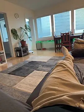 Snapshot of hungrykiten chatting on November 2025 06:58:02 AM hungrykiten online show from November 2025 06:58:02 AM