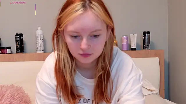 AngelWisee online show from August 2026 03:08:02 AM