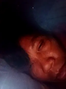 bella-la online show from December 2025 02:00:02 PM