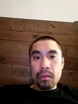Snapshot of Stronggdragon85 chatting on July 2026 11:12:01 AM Stronggdragon85 online show from July 2026 11:12:01 AM