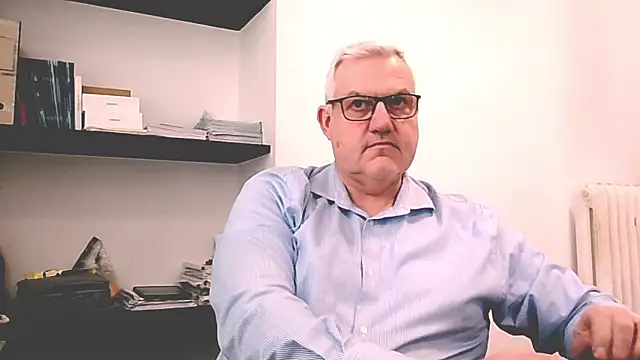 Diegoriv71 online show from March 2026 11:43:02 AM