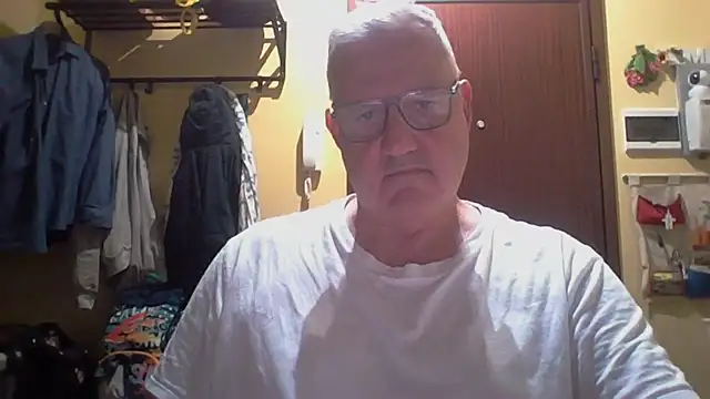 Snapshot of Diegoriv71 chatting on May 2026 07:55:02 PM Diegoriv71 online show from May 2026 07:55:02 PM