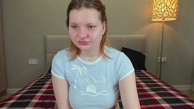 babyyullii online show from April 2026 01:30:01 AM