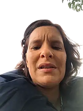 Piediniecollant online show from February 2026 07:56:01 AM