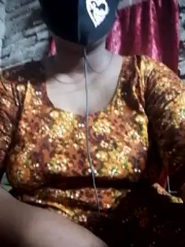 Snapshot of Liza0103 chatting on October 2025 04:55:01 PM Liza0103 online show from October 2025 04:55:01 PM