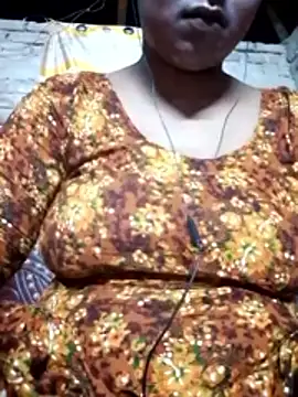 Liza0103 online show from November 2025 03:14:02 PM