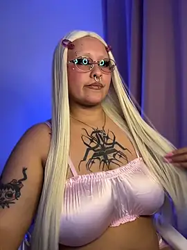 pinkbaddie777 online show from April 2026 02:36:02 AM