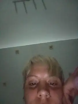 Snapshot of kellyMatsumoto chatting on October 2025 06:12:01 PM kellyMatsumoto online show from October 2025 06:12:01 PM