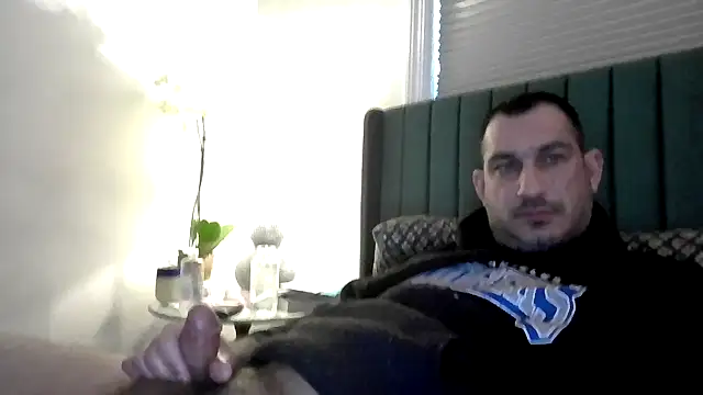 ckraiders84 online show from February 2026 06:59:02 PM