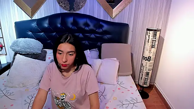 Snapshot of shirley_sweet_ chatting on October 2025 07:58:02 PM shirley sweet online show from October 2025 07:58:02 PM