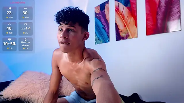 KamiSuarez online show from April 2026 07:07:02 PM