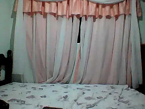 HotGiirl2025 online show from January 2026 04:47:01 AM