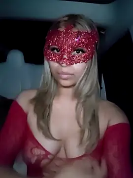 Snapshot of sluttyAlly21_ chatting on December 2025 06:08:02 AM sluttyAlly21 online show from December 2025 06:08:02 AM