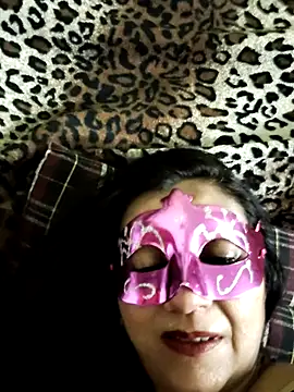 Snapshot of LOVE__RANI chatting on June 2026 12:49:01 AM LOVE RANI online show from June 2026 12:49:01 AM