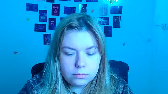Snapshot of SusannaNight chatting on April 2026 05:16:02 AM SusannaNight online show from April 2026 05:16:02 AM