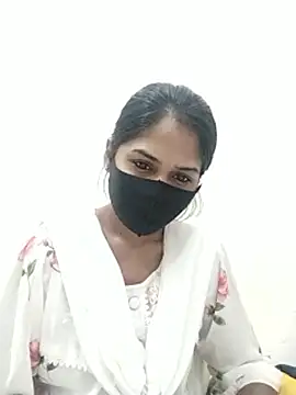 Green LaDY66 online show from November 2025 03:55:01 PM