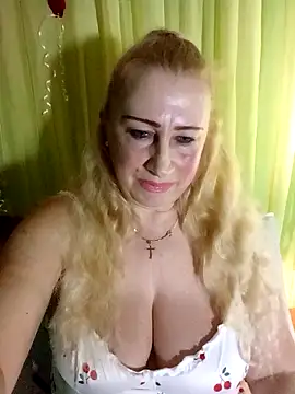 Esenia505 online show from February 2026 11:19:01 AM