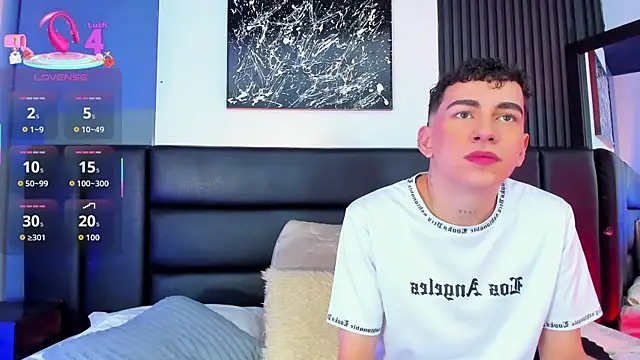 Snapshot of Duolust1 chatting on October 2025 12:40:02 PM Duolust1 online show from October 2025 12:40:02 PM