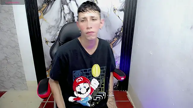 The latin boy online show from December 2025 06:27:02 PM